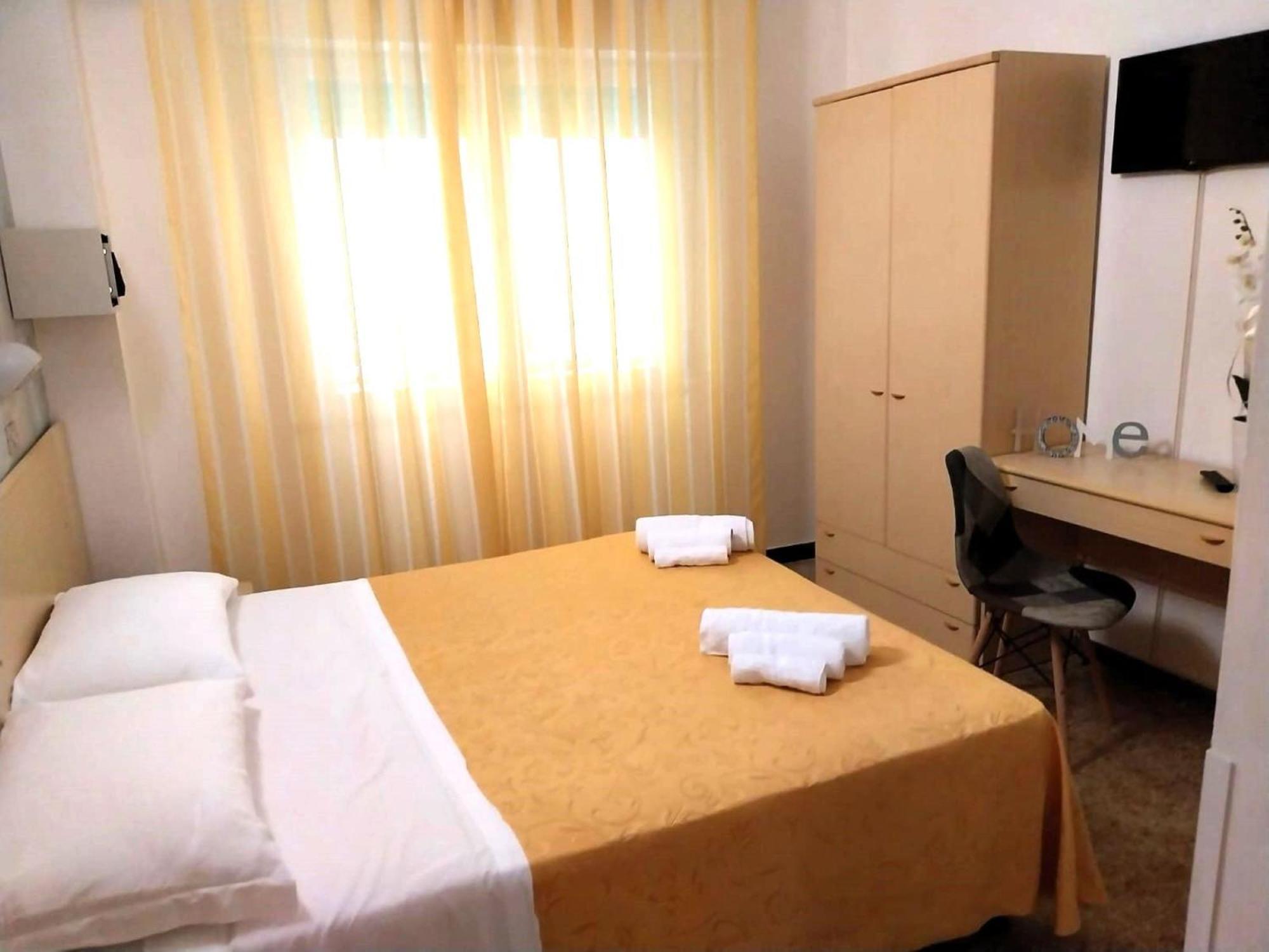 Hotel Angela Misano Adriatico Εξωτερικό φωτογραφία